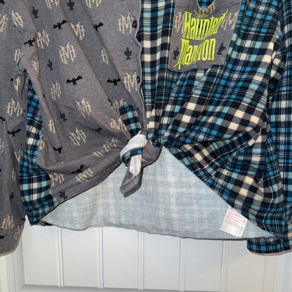 Disney Haunted Mansion Tie Front Long Sleeve Plaid Shirt 1X Womens 100% Cotton - Picture 4 of 7